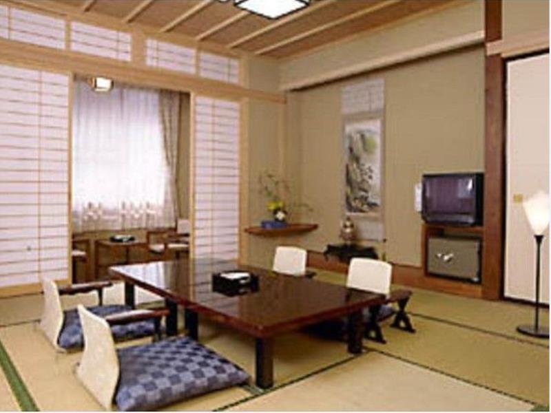 Chikuma Sanpusou Ryokan מראה חיצוני תמונה